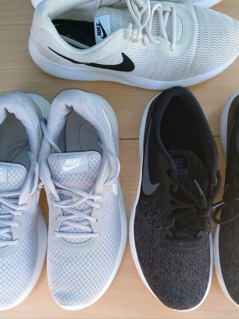 Nike Casual Running Sneakers - White & Black..Lot